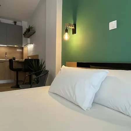 Palmera Freeparking * Thessaloniki